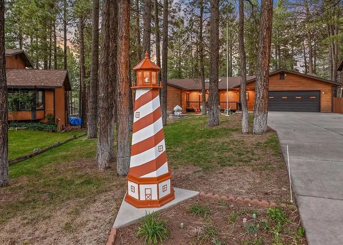 Lunas Lighthouse Fun Snowbowl Firepit Pool Table Arcade Games * Flagstaff